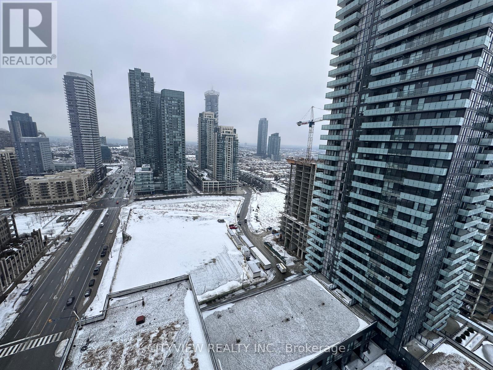 2104 - 430 Square One Drive, Mississauga, Ontario  L5B 0L6 - Photo 7 - W12787748