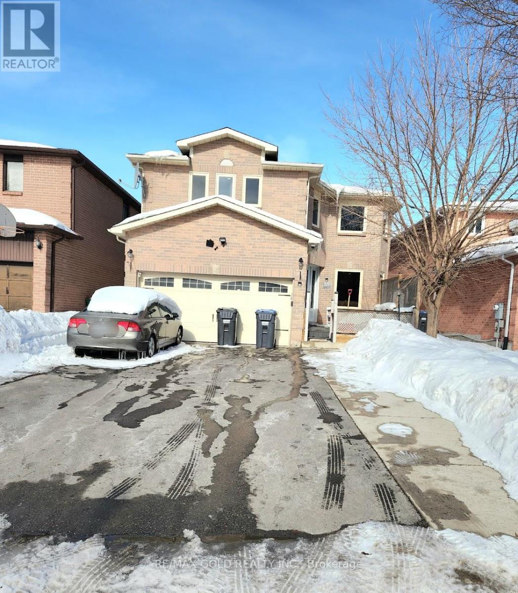 35 Kirk Drive, Brampton, Ontario  L6X 4E6 - Photo 2 - W12783704