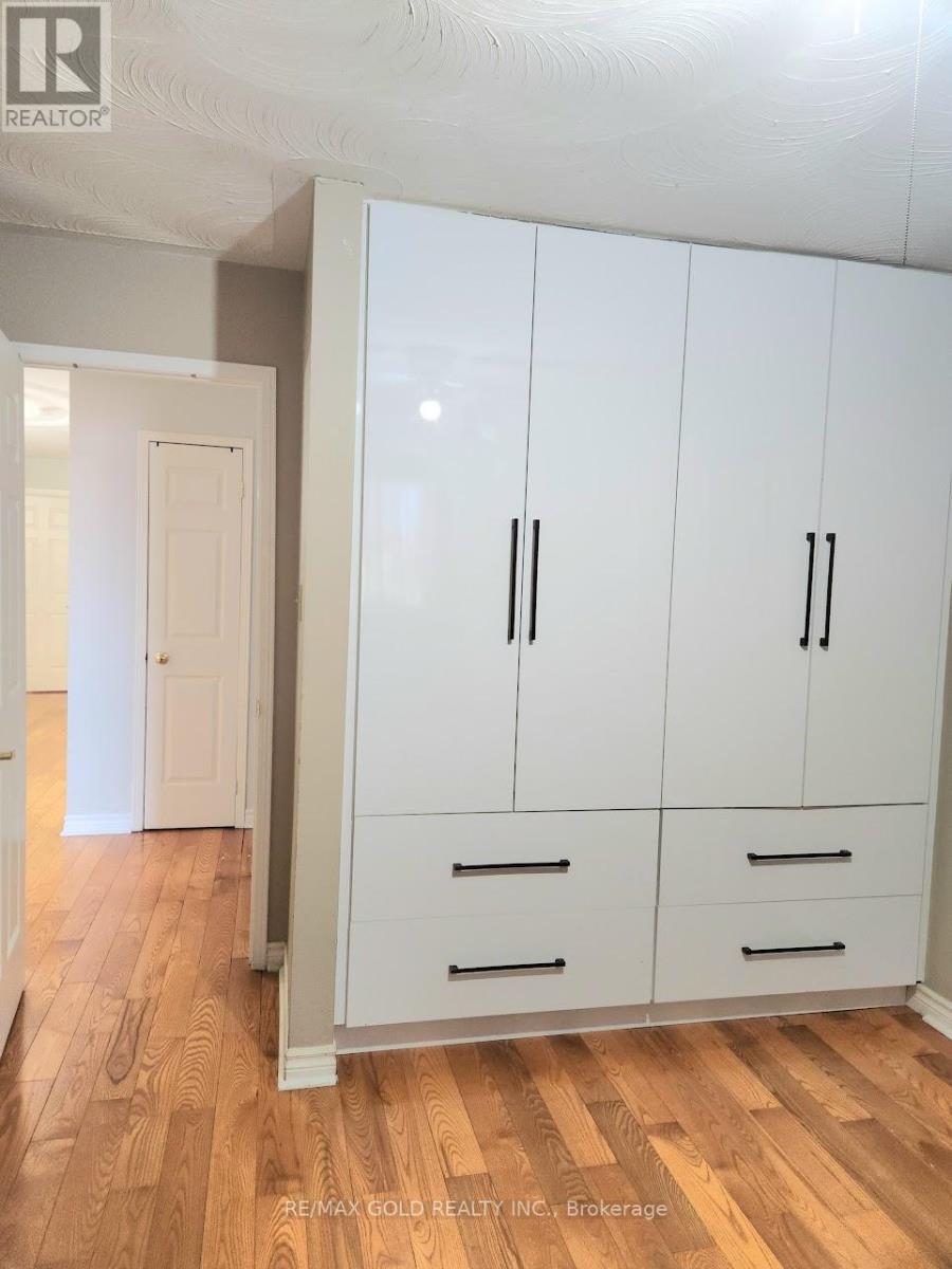 35 Kirk Drive, Brampton, Ontario  L6X 4E6 - Photo 20 - W12783704