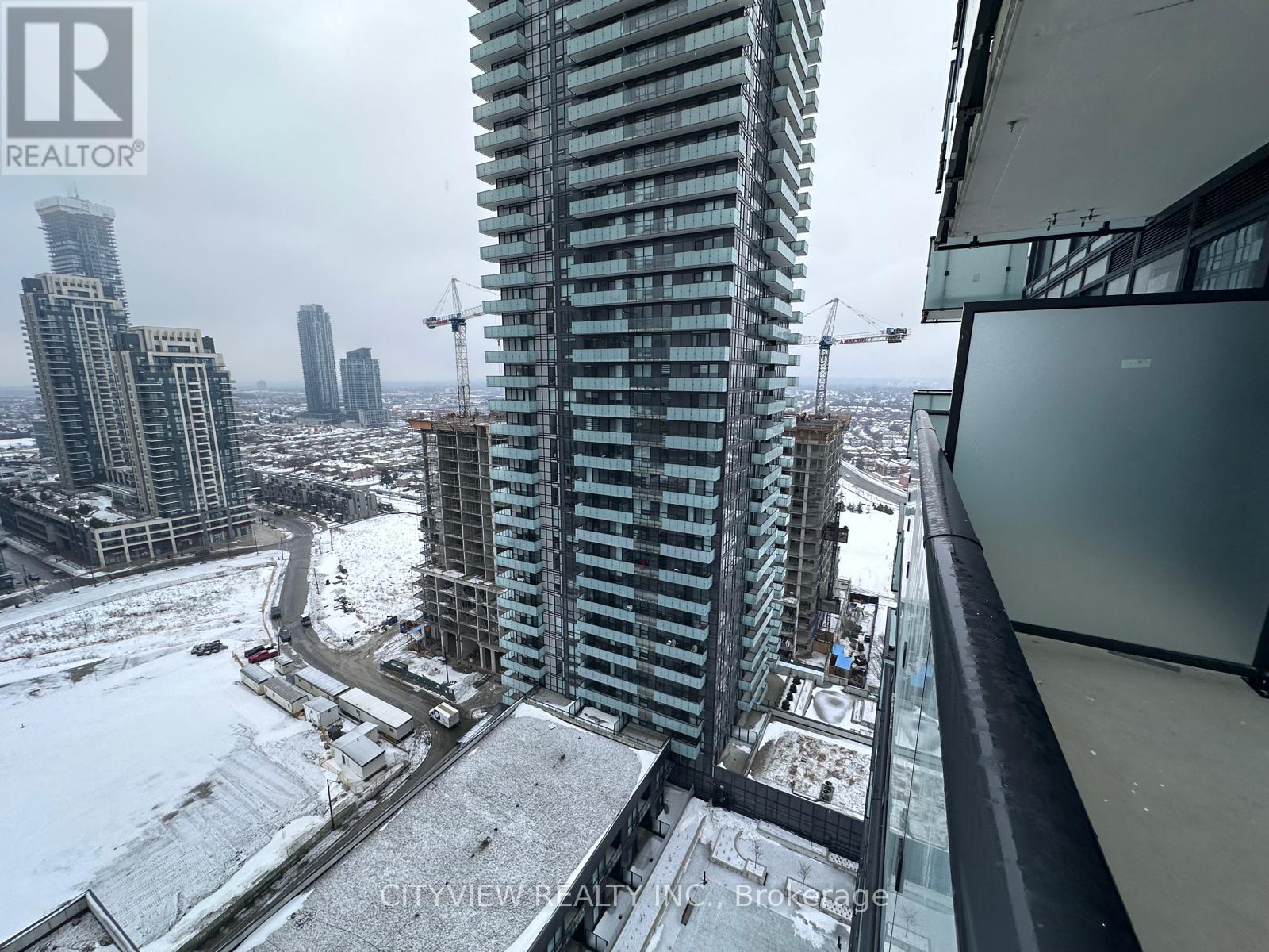 2104 - 430 Square One Drive, Mississauga, Ontario  L5B 0L6 - Photo 6 - W12787748
