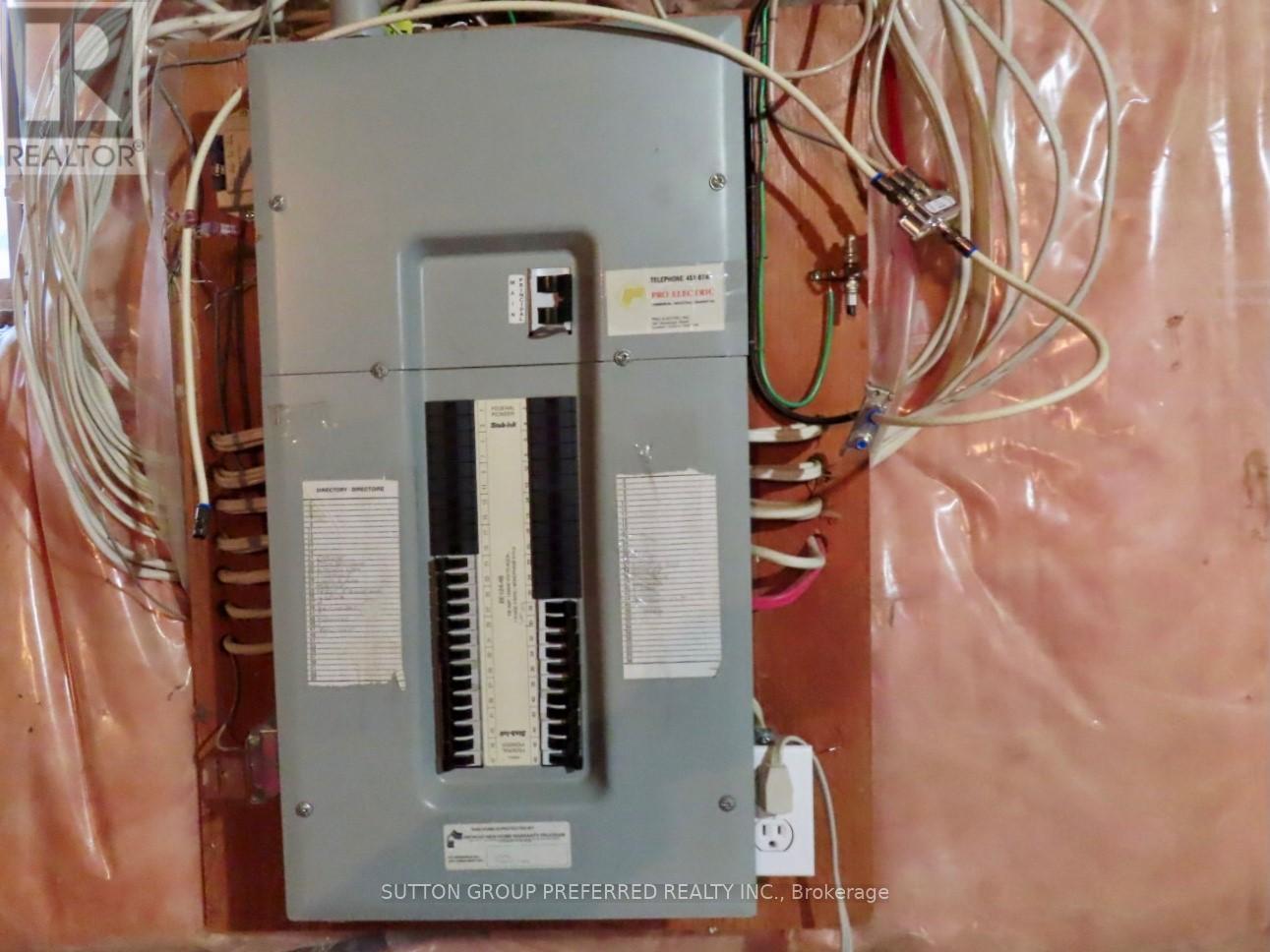 12 - 1015 Farnham Road, London South (South M), Ontario  N6K 1S3 - Photo 24 - X12783646