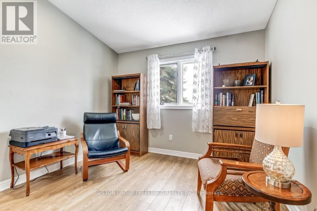 12 - 1015 Farnham Road, London South (South M), Ontario  N6K 1S3 - Photo 22 - X12783646