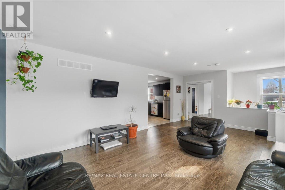 1548 King Street E, Hamilton, Ontario  L8K 1S9 - Photo 16 - X12787452