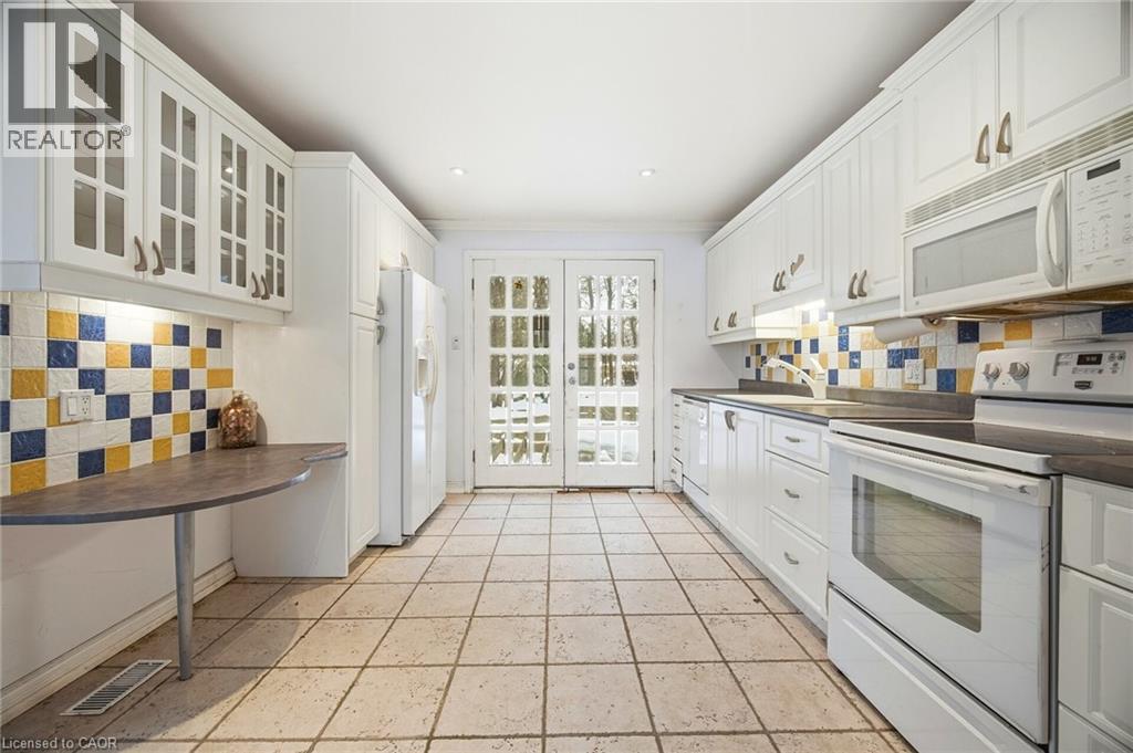 347 Queen Mary Drive, Oakville, Ontario  L6K 3L7 - Photo 16 - 40803115