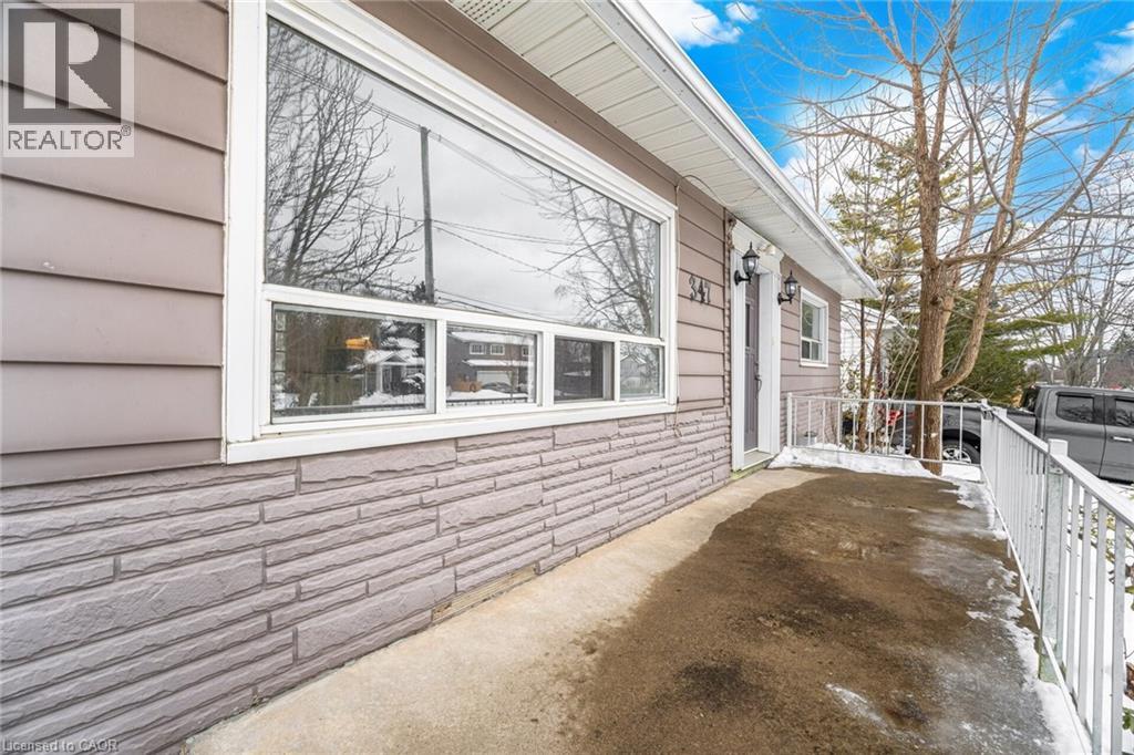 347 Queen Mary Drive, Oakville, Ontario  L6K 3L7 - Photo 4 - 40803115