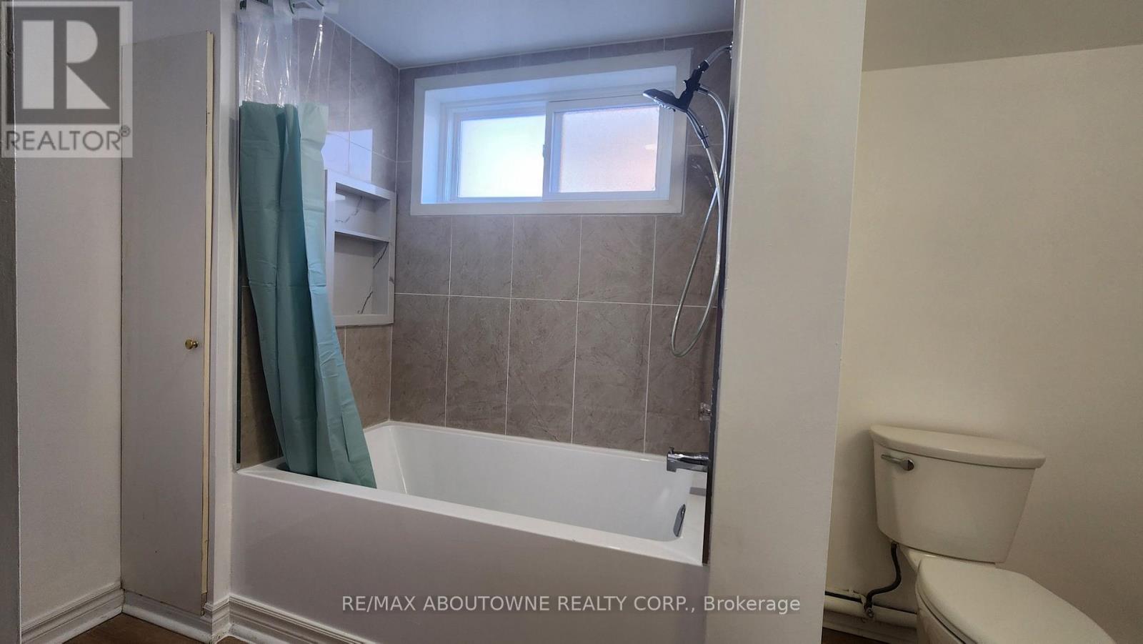 Lower - 255 Weldon Avenue, Oakville, Ontario  L6K 2H9 - Photo 16 - W12787782