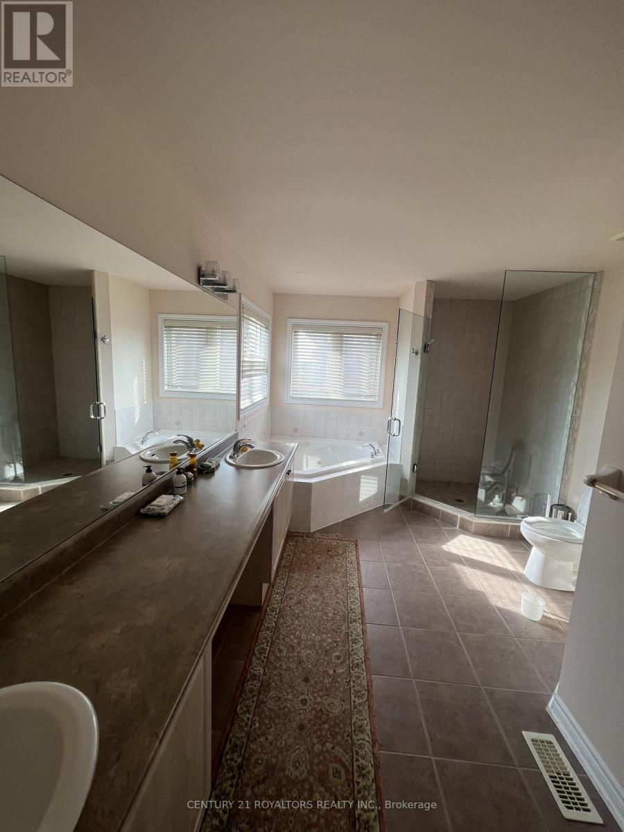 55 Richgrove Drive, Brampton, Ontario  L6P 1X6 - Photo 6 - W12787810