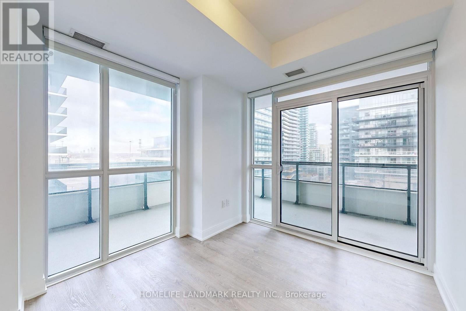 904 - 65 Annie Craig Drive, Toronto, Ontario  M8V 0G3 - Photo 7 - W12787840