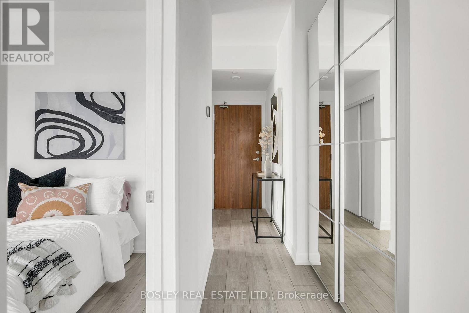 502 - 385 Osler Street, Toronto, Ontario  M6N 0B2 - Photo 15 - W12787846