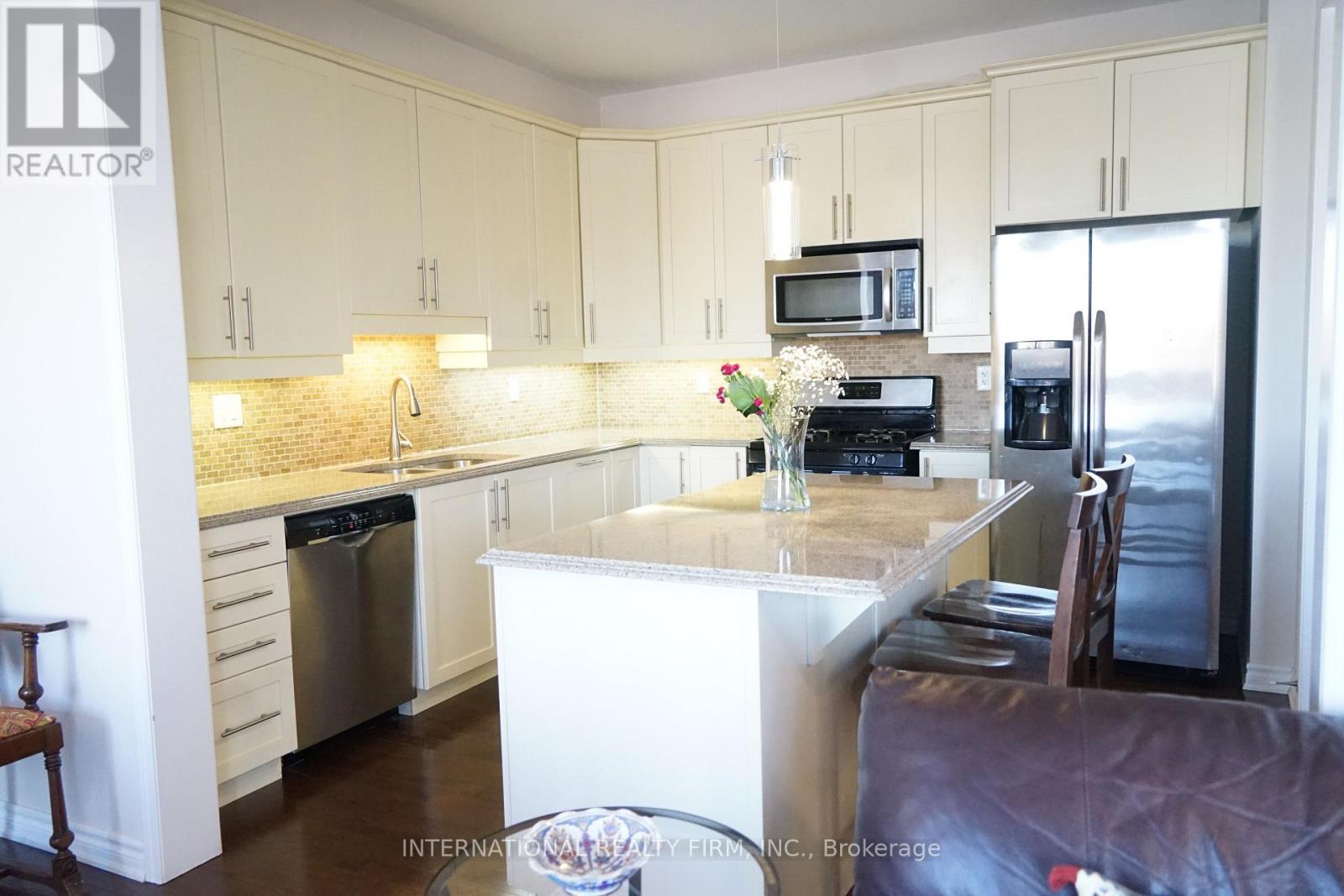 1011 Leger Way, Milton, Ontario  L9T 8B4 - Photo 9 - W12787858