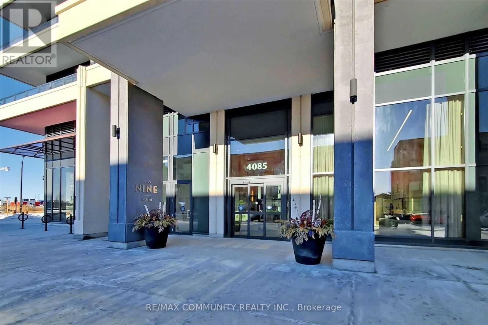 1207 - 4085 Parkside Village Drive, Mississauga, Ontario  L5B 0K9 - Photo 4 - W12787880