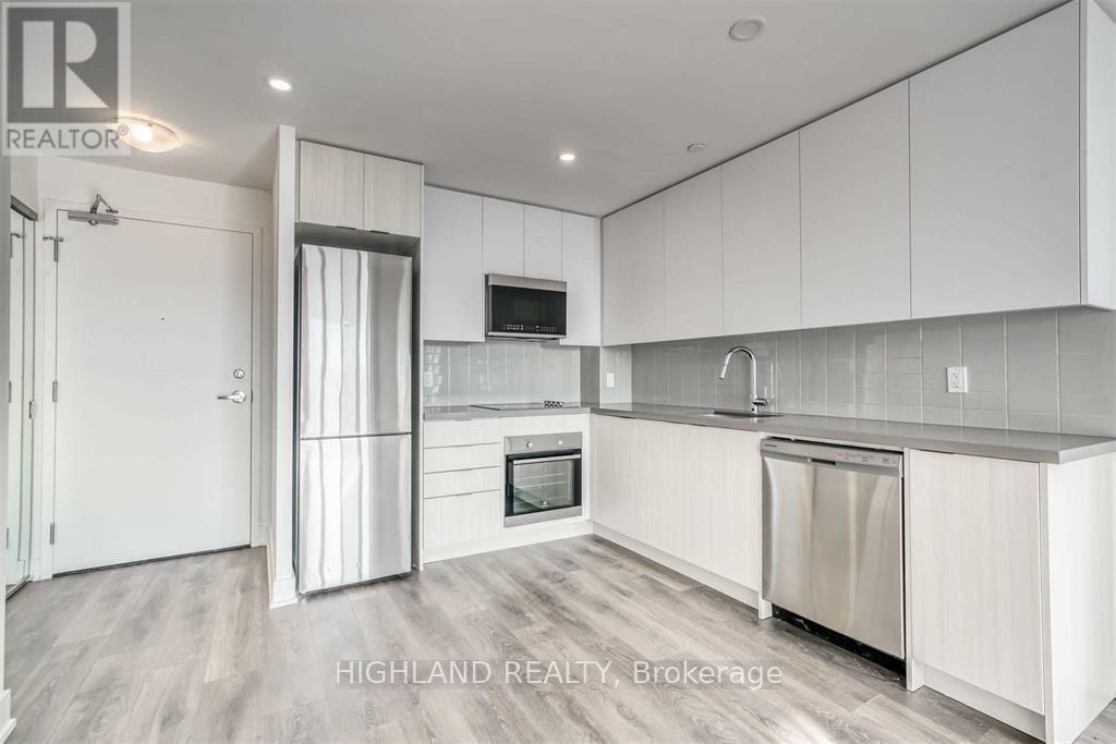 1802 - 297 Oak Walk Drive, Oakville, Ontario  L6H 6Z3 - Photo 5 - W12787900