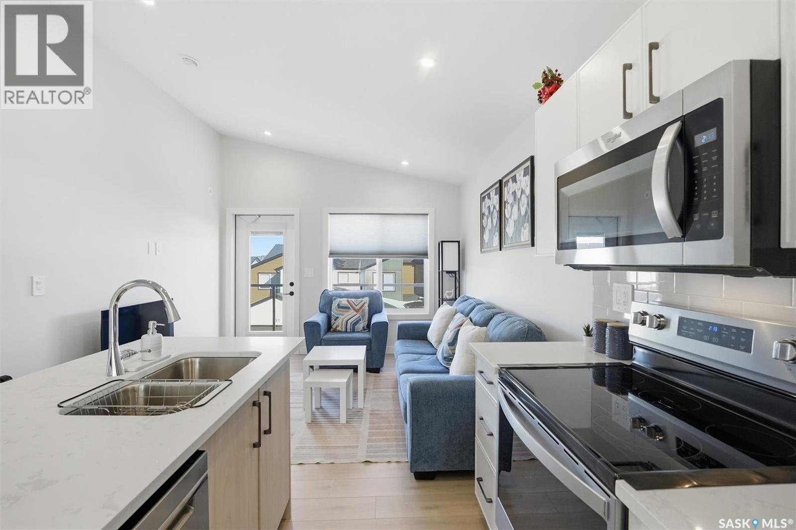 30 651 Dubois Crescent, Saskatoon, Saskatchewan  S7V 1N3 - Photo 14 - SK028559