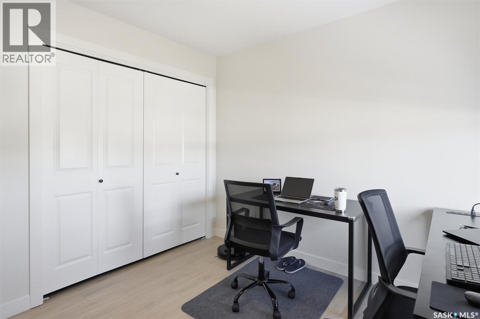 30 651 Dubois Crescent, Saskatoon, Saskatchewan  S7V 1N3 - Photo 27 - SK028559