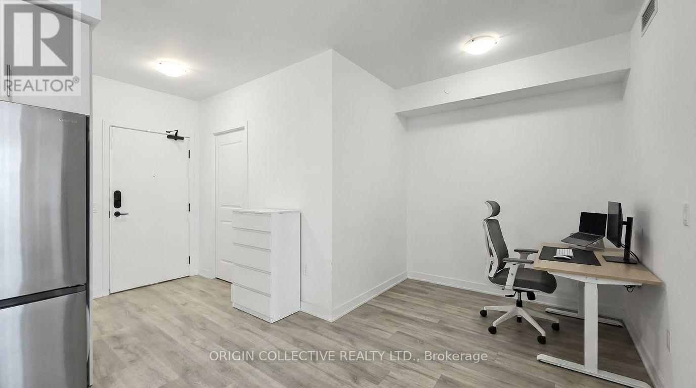 1010 - 4675 Metcalfe Avenue, Mississauga, Ontario  L5M 0Z8 - Photo 12 - W12787942