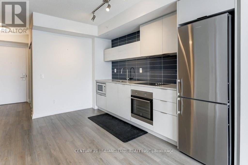 1910 - 20 Thomas Riley Road, Toronto, Ontario  M9B 1B3 - Photo 5 - W12787968