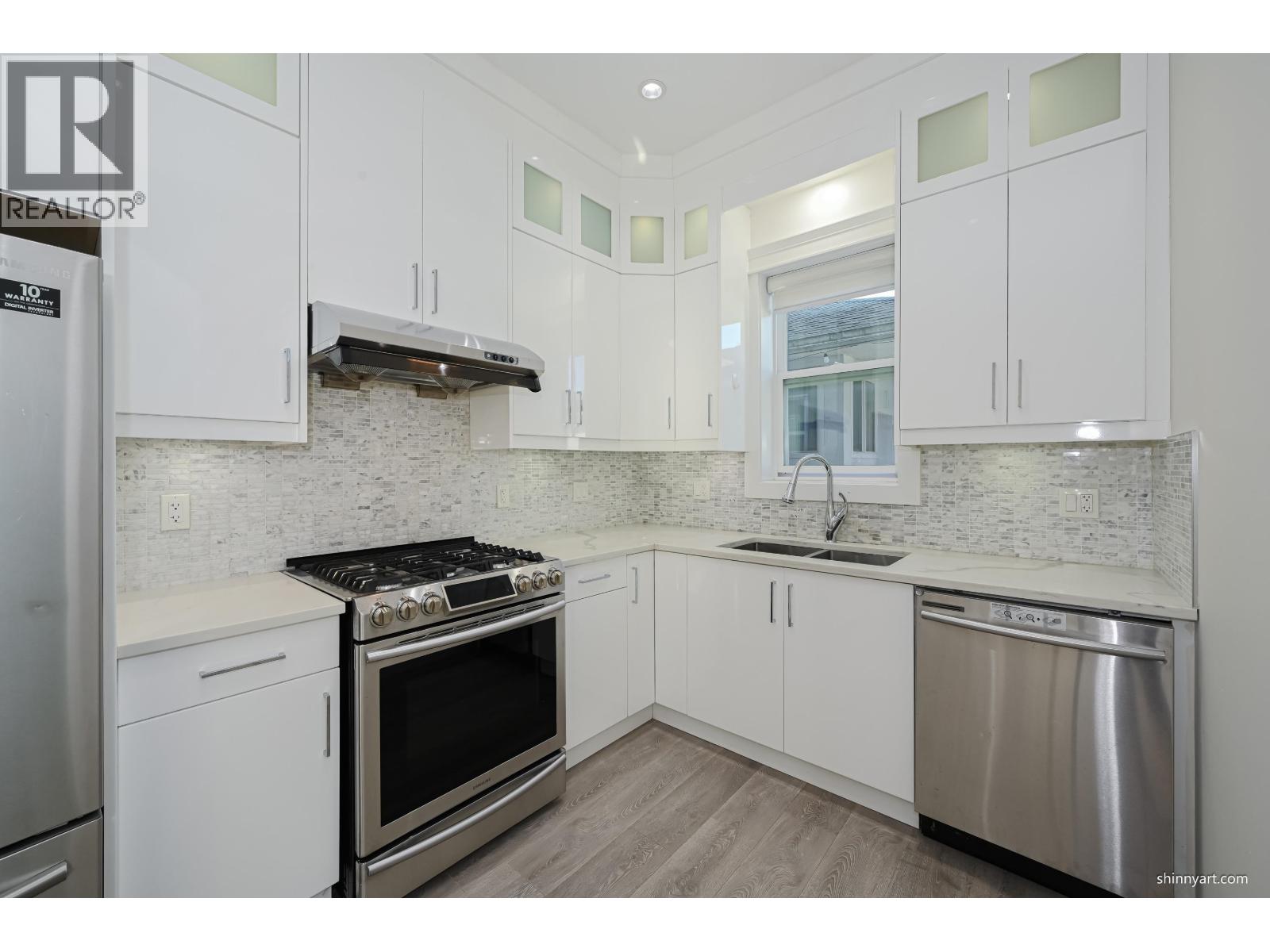 4737 Gothard Street, Vancouver, British Columbia  V5R 3L1 - Photo 9 - R3089739