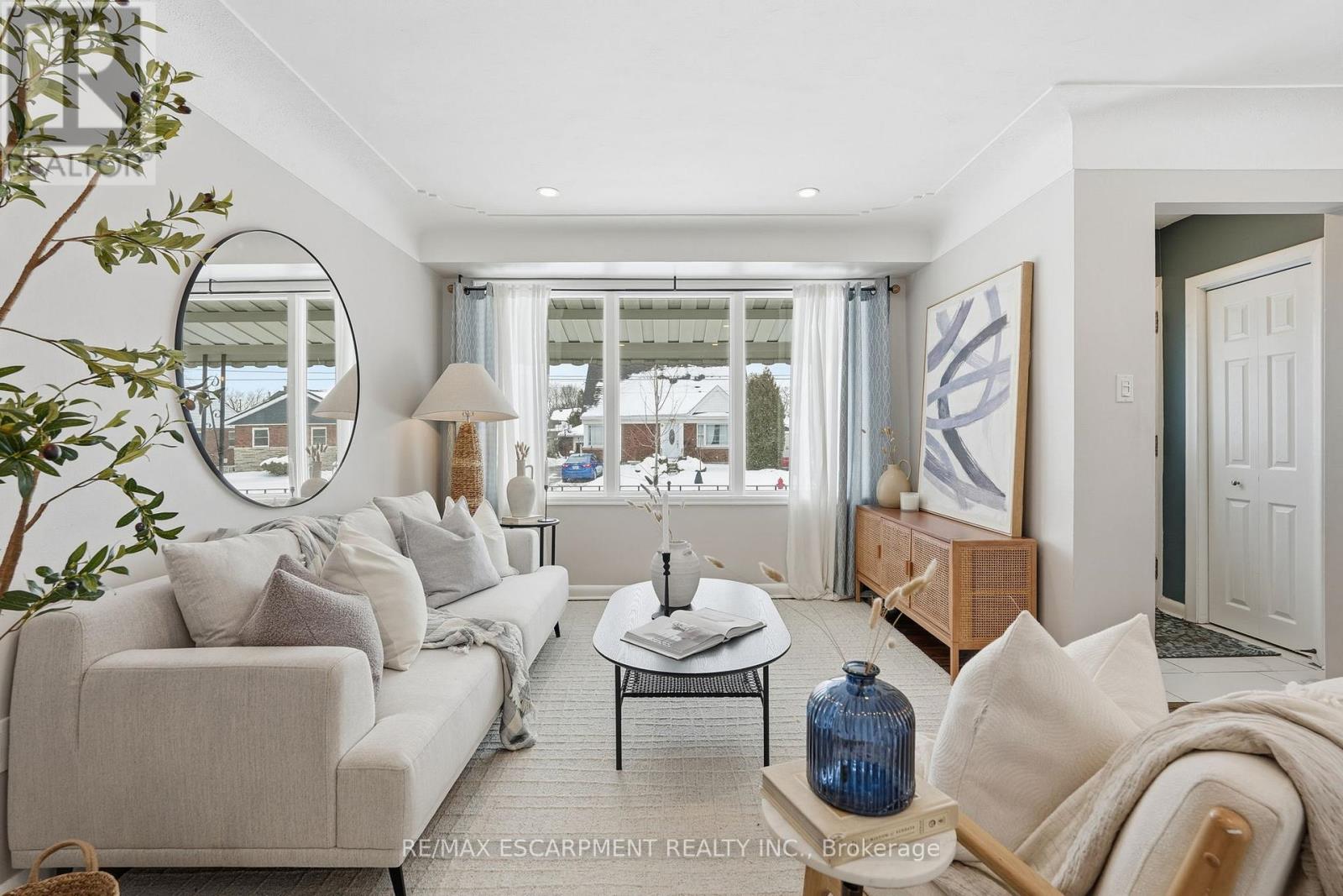 15 Mulock Avenue, Hamilton, Ontario  L8T 1H4 - Photo 10 - X12787780