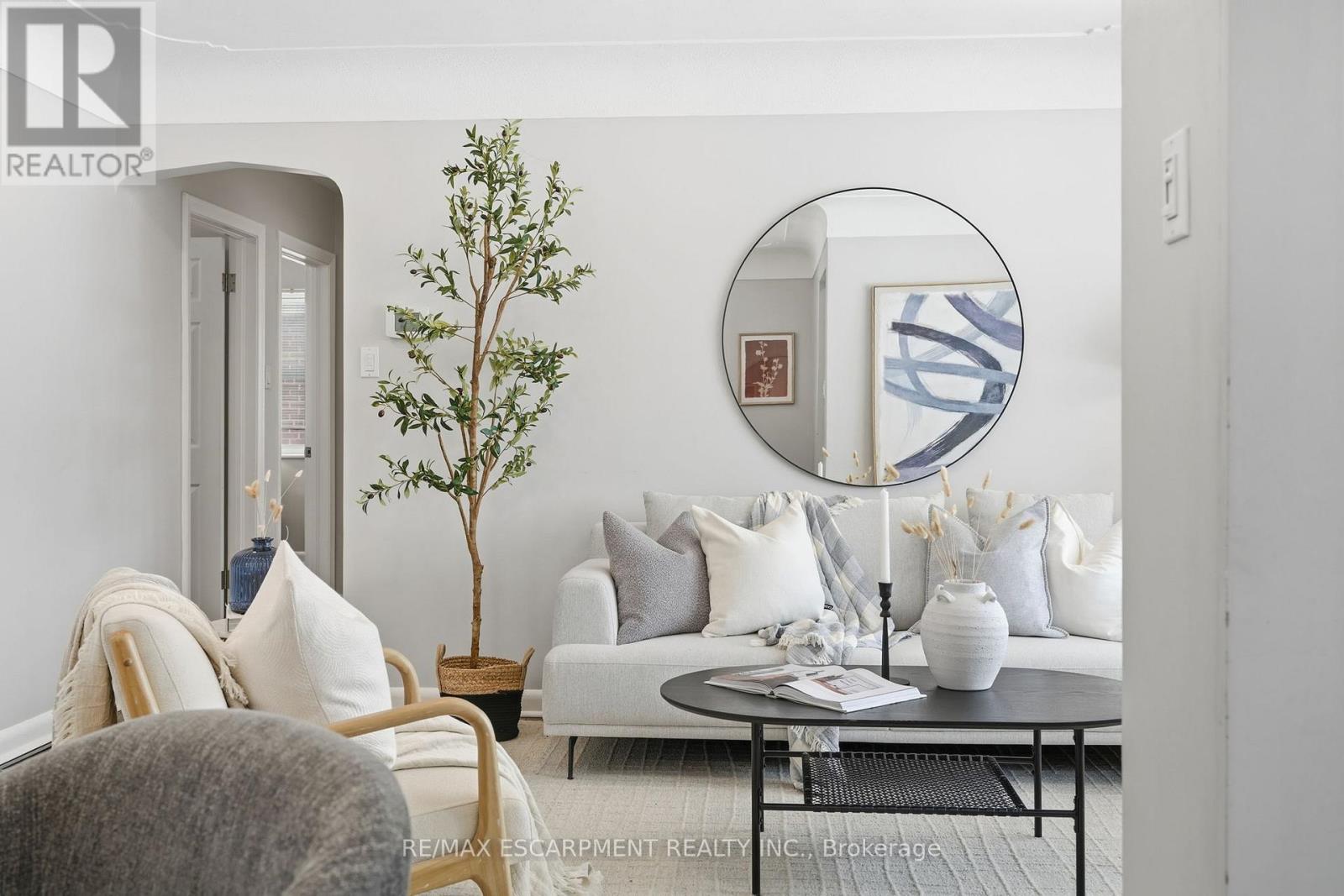 15 Mulock Avenue, Hamilton, Ontario  L8T 1H4 - Photo 13 - X12787780