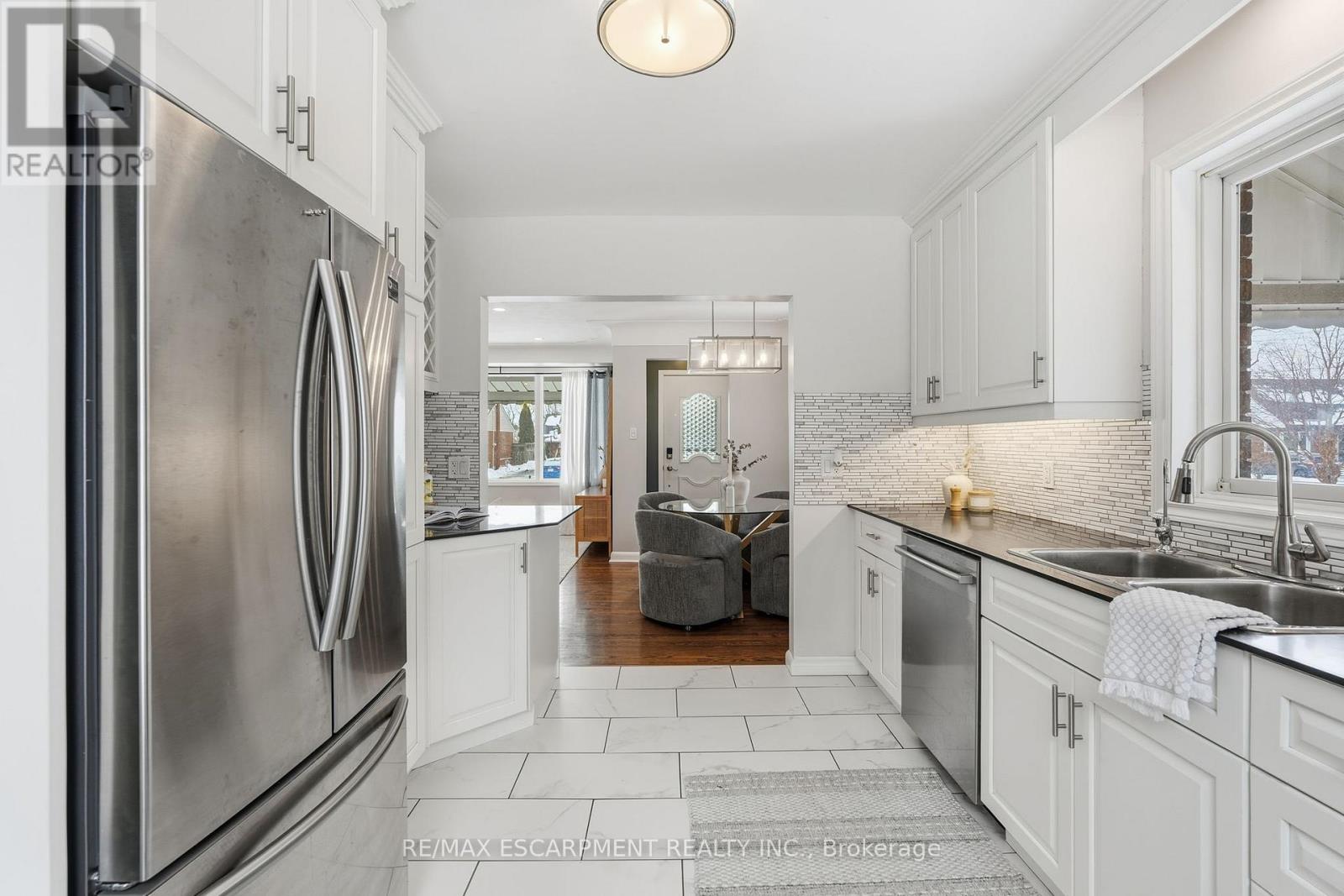 15 Mulock Avenue, Hamilton, Ontario  L8T 1H4 - Photo 18 - X12787780