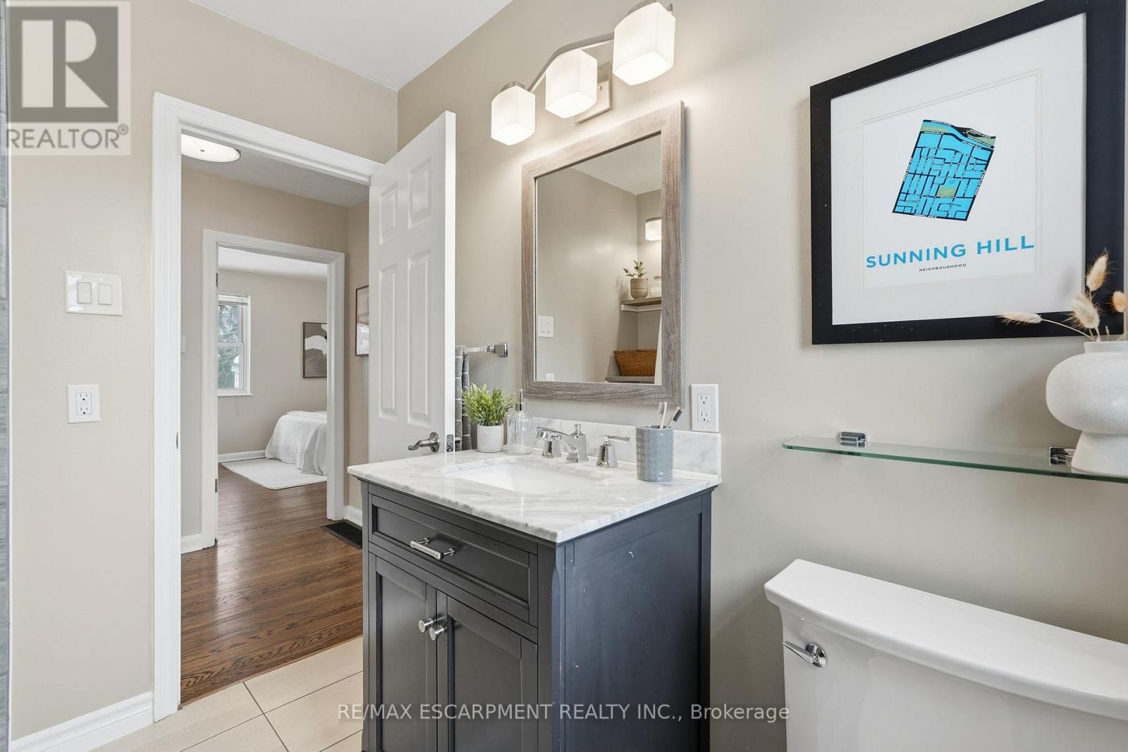 15 Mulock Avenue, Hamilton, Ontario  L8T 1H4 - Photo 31 - X12787780