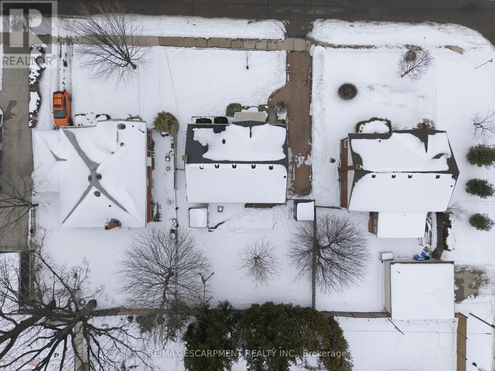 15 Mulock Avenue, Hamilton, Ontario  L8T 1H4 - Photo 47 - X12787780