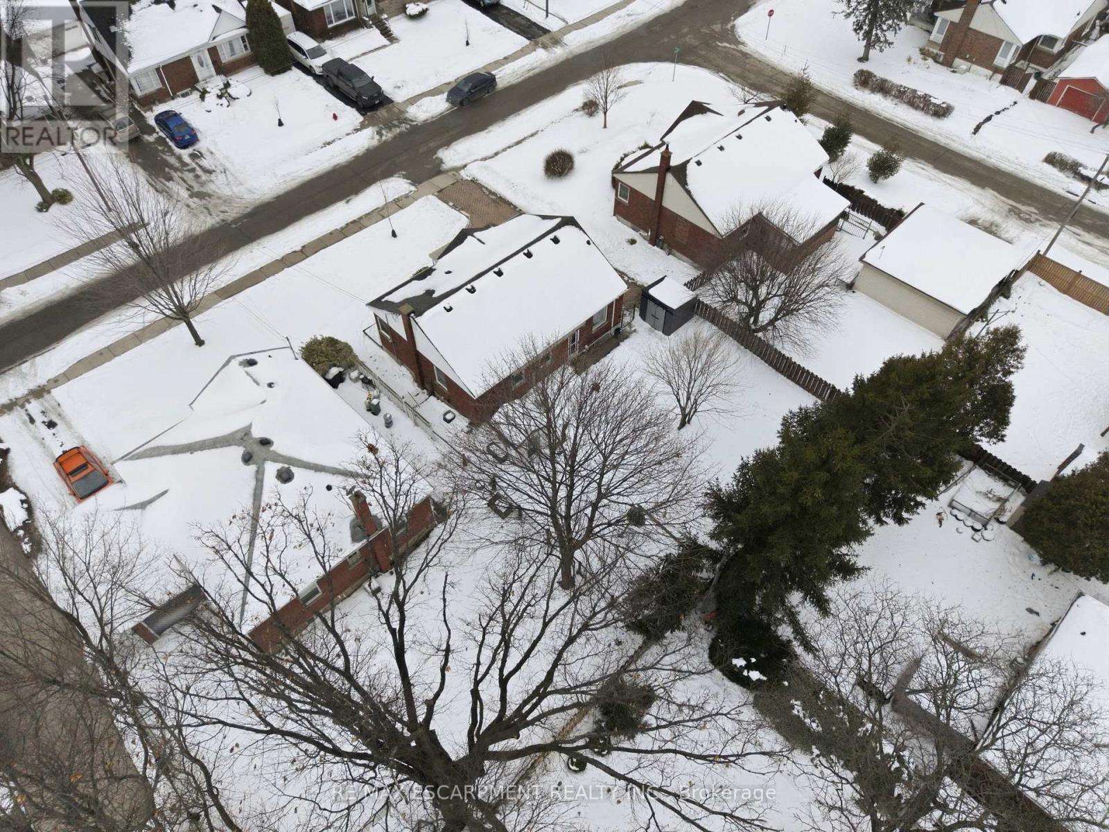 15 Mulock Avenue, Hamilton, Ontario  L8T 1H4 - Photo 48 - X12787780