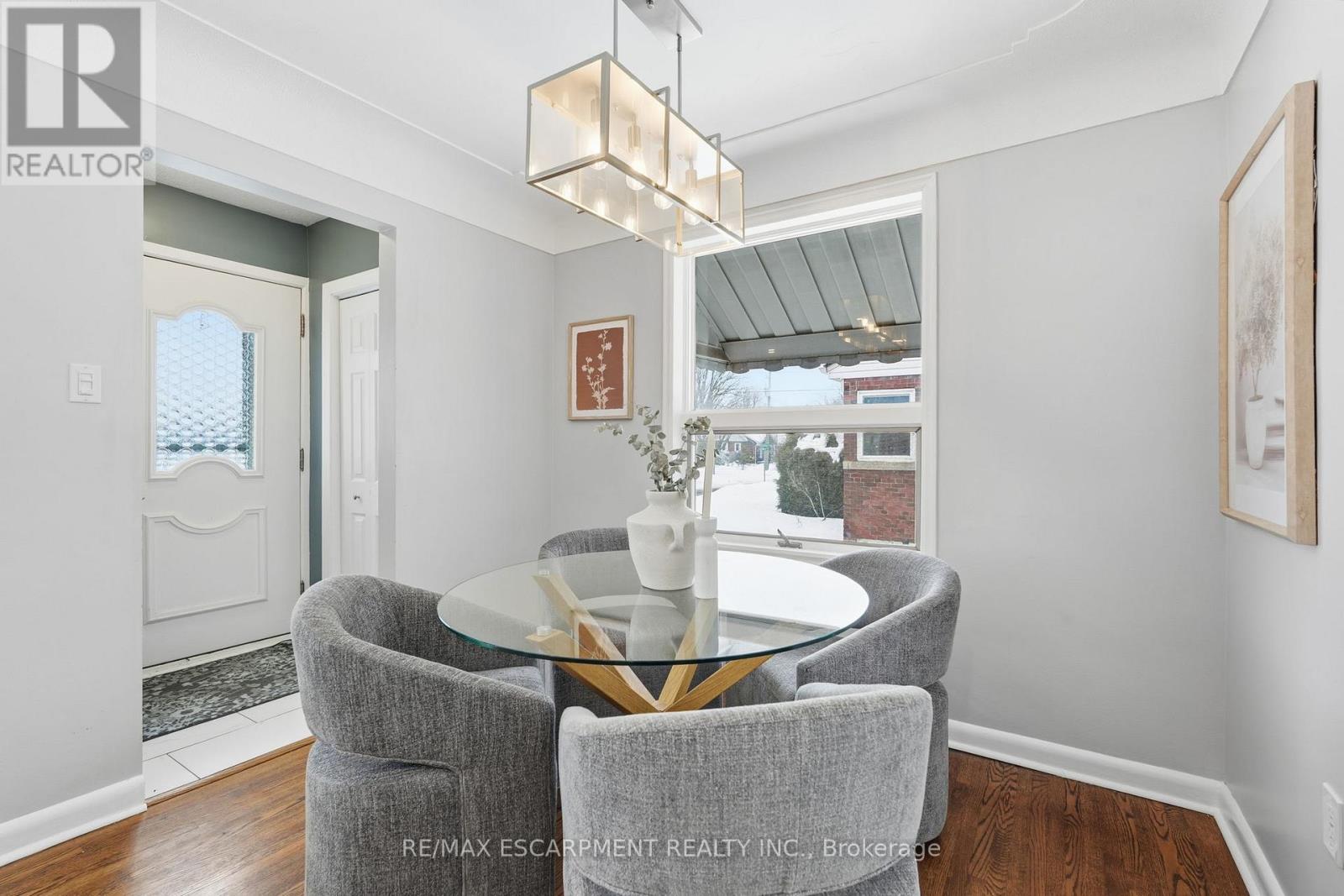 15 Mulock Avenue, Hamilton, Ontario  L8T 1H4 - Photo 8 - X12787780