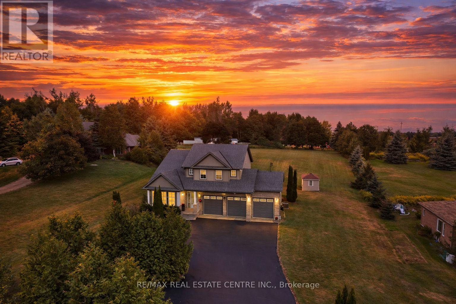 37 WOODLAND DRIVE, East Garafraxa, Ontario