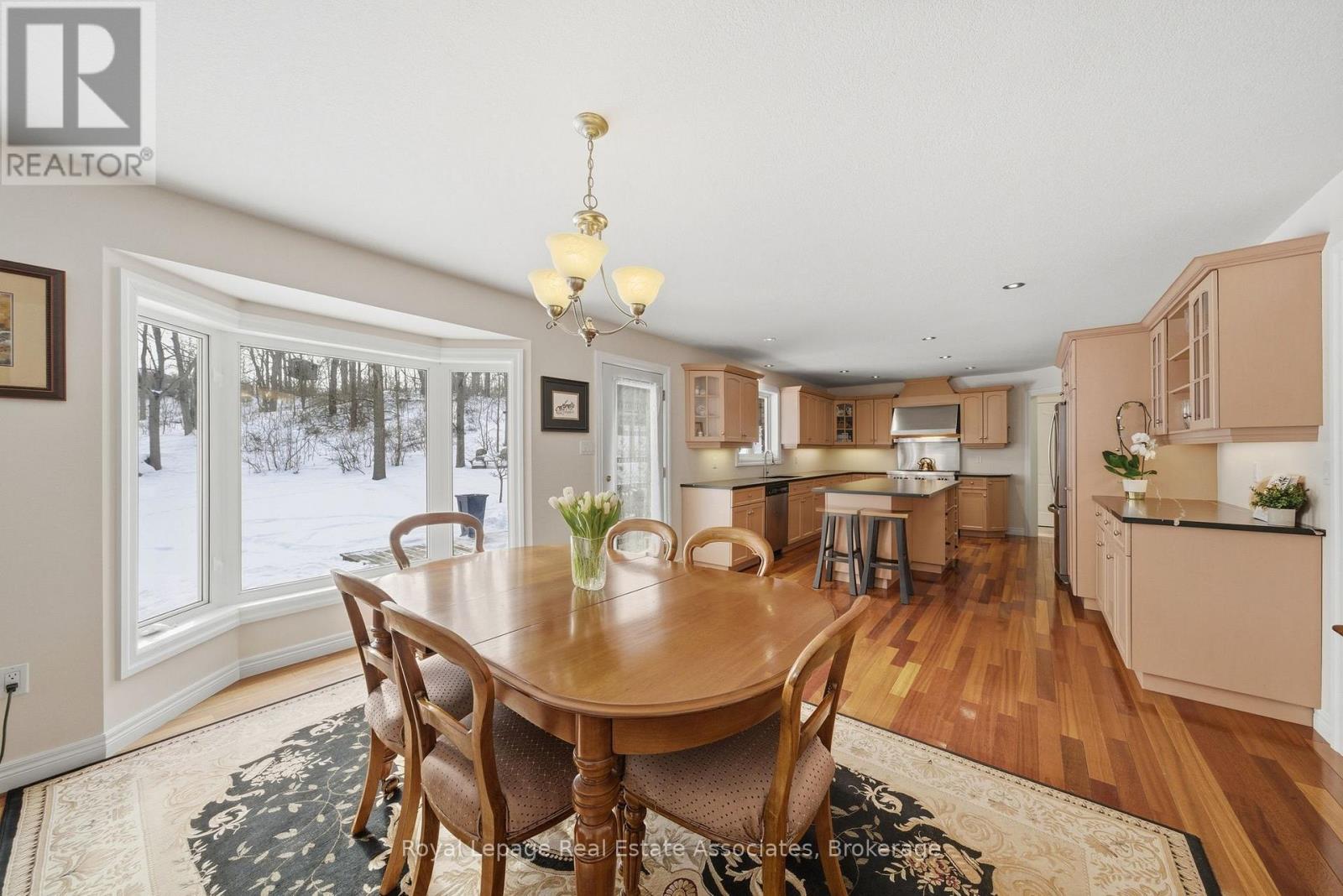 86 Ridge Road E, Grimsby, Ontario  L3M 4E7 - Photo 13 - X12787878