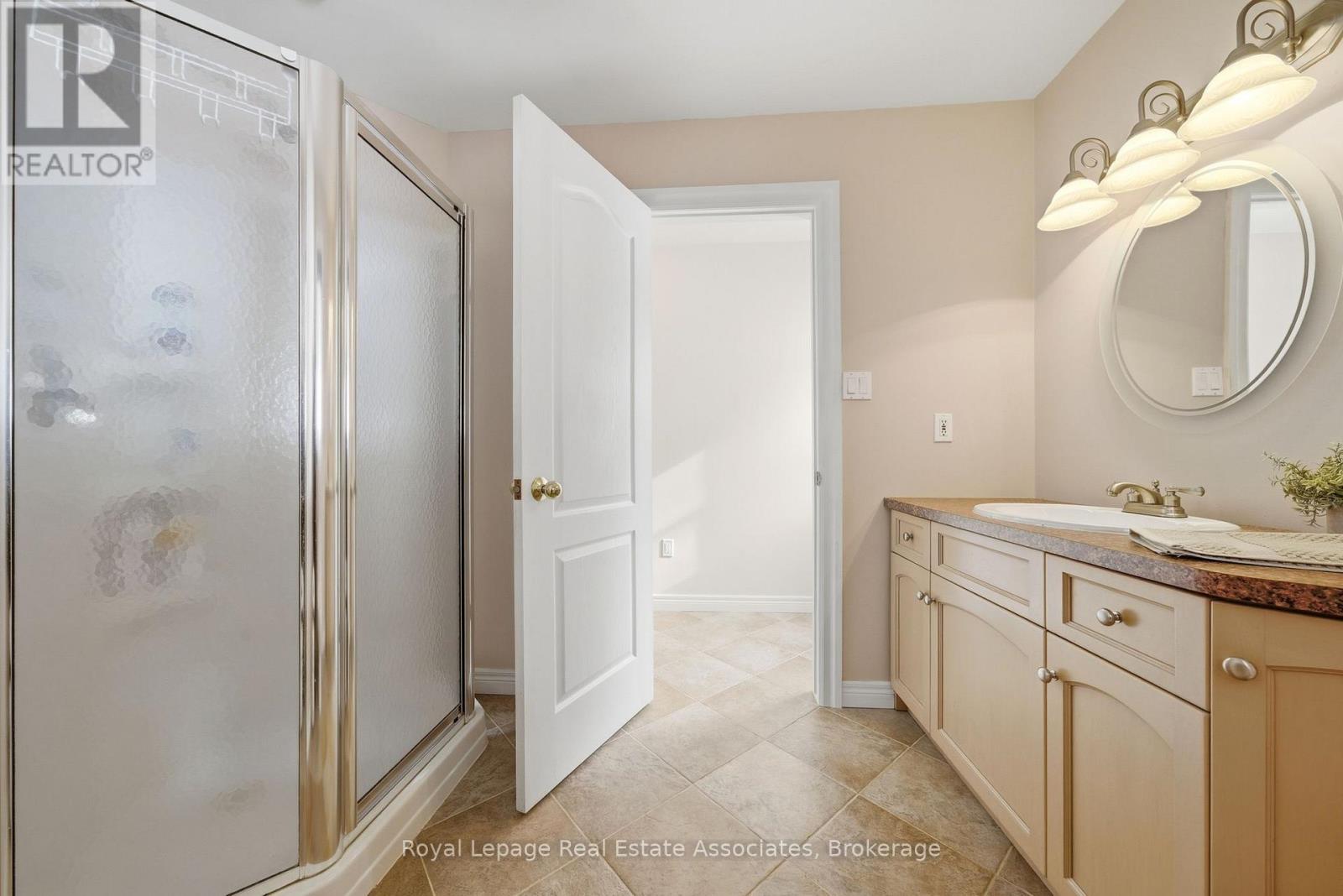 86 Ridge Road E, Grimsby, Ontario  L3M 4E7 - Photo 20 - X12787878