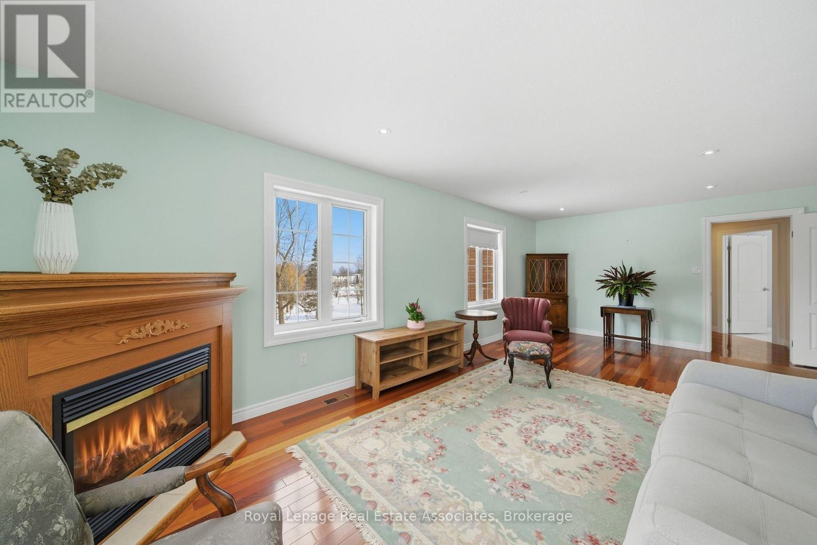 86 Ridge Road E, Grimsby, Ontario  L3M 4E7 - Photo 31 - X12787878