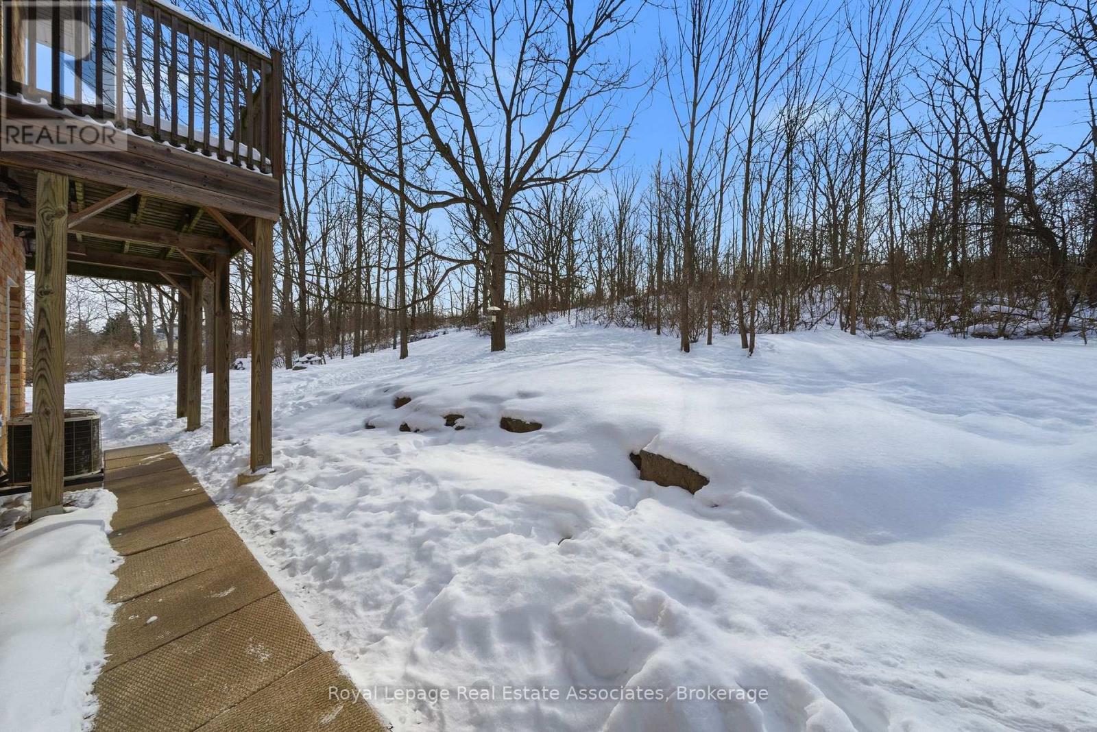 86 Ridge Road E, Grimsby, Ontario  L3M 4E7 - Photo 37 - X12787878