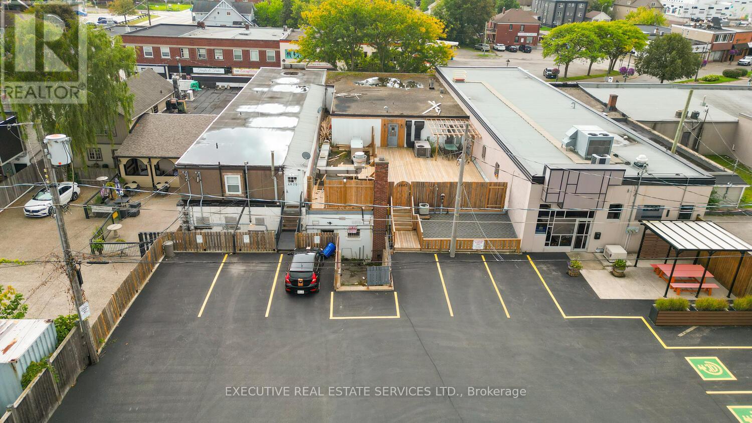 4681 Queen Street, Niagara Falls (Downtown), Ontario  L2E 2L9 - Photo 46 - X12787952