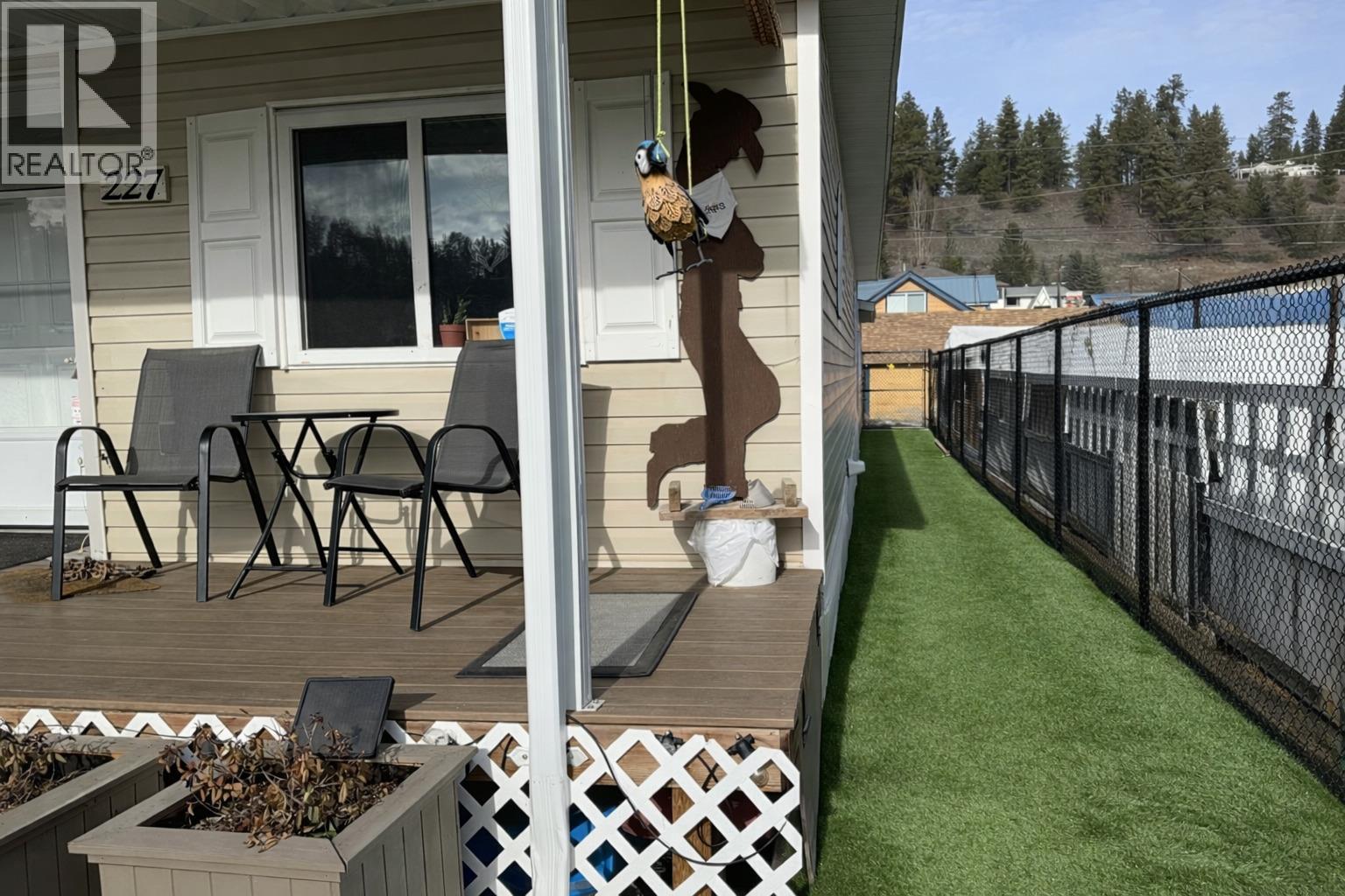 227 Angela Avenue, Princeton, British Columbia  V0X 1W0 - Photo 5 - 10374748