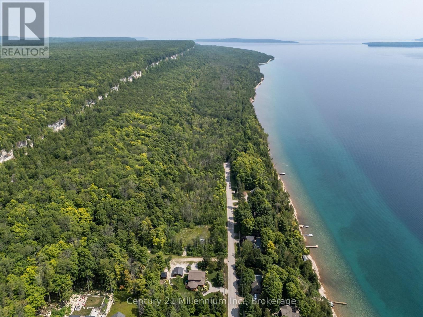 647 Mallory Beach Road, South Bruce Peninsula, Ontario  N0H 2T0 - Photo 15 - X12788058