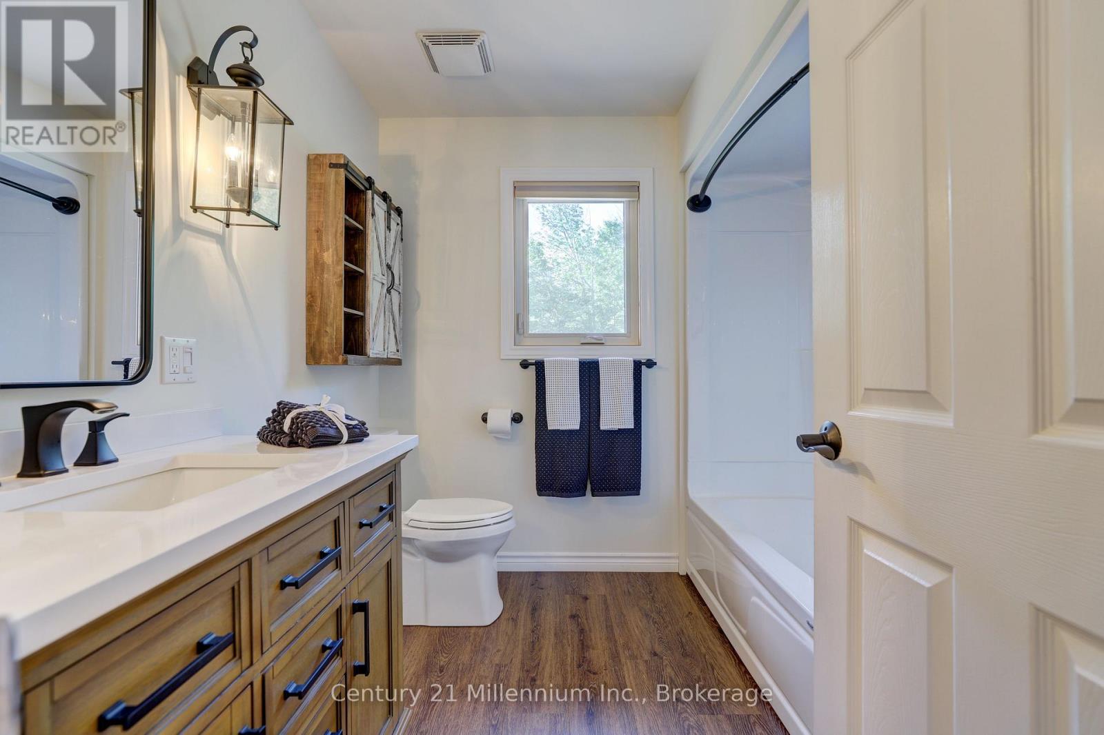 647 Mallory Beach Road, South Bruce Peninsula, Ontario  N0H 2T0 - Photo 40 - X12788058