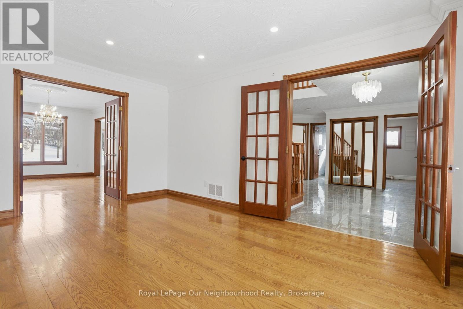 79 Elizabeth Street, Oshawa (Mclaughlin), Ontario  L1J 8H3 - Photo 7 - E12787972