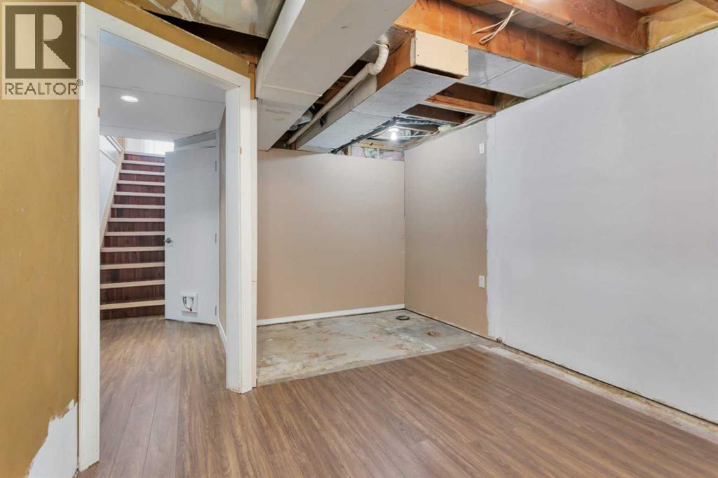 3742 44 Avenue, Red Deer, Alberta  T4N 3H5 - Photo 29 - A2285525