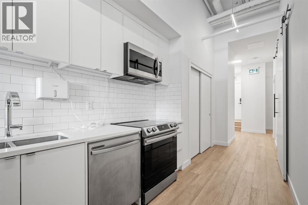 4537 Bowness Road Nw, Calgary, Alberta  T3B 0A9 - Photo 17 - A2279662