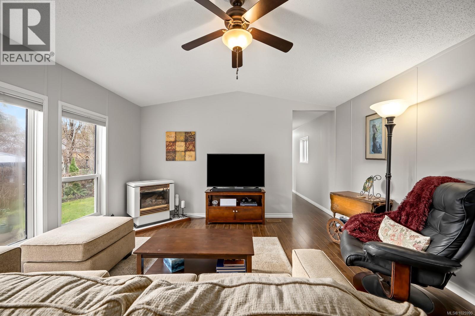 16 2140 20th St, Courtenay, British Columbia  V9N 2G6 - Photo 37 - 1025990