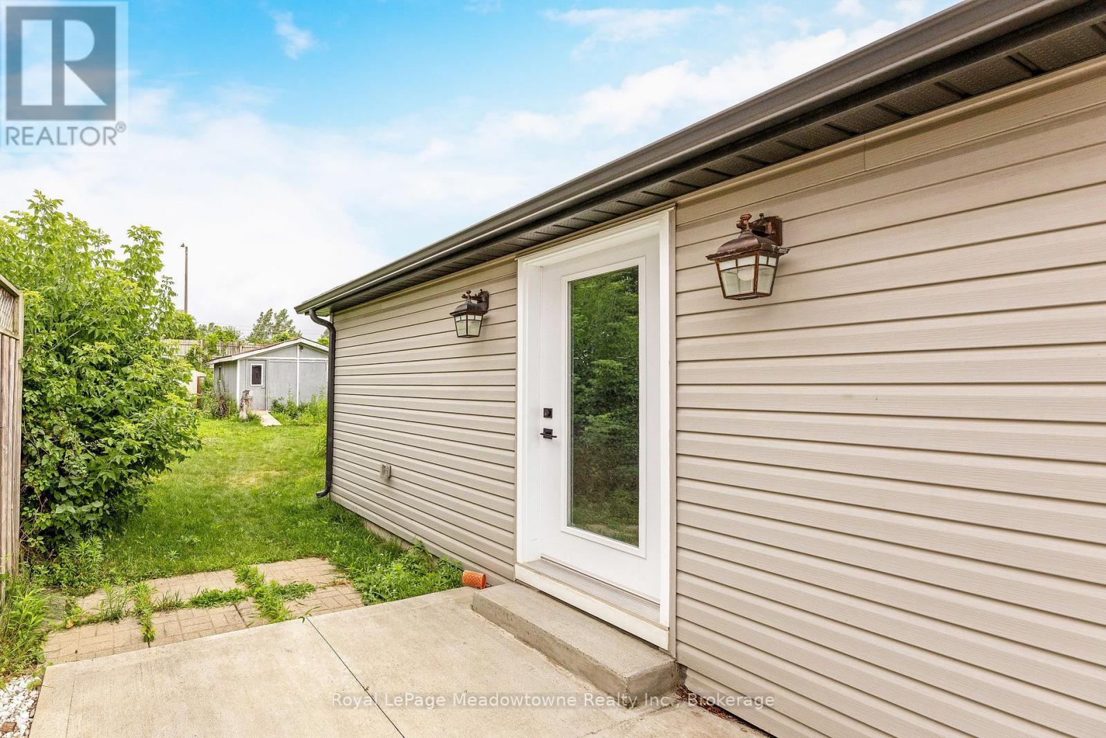 30 Cluthe Crescent, Kitchener, Ontario  N2P 1M8 - Photo 25 - X12788010