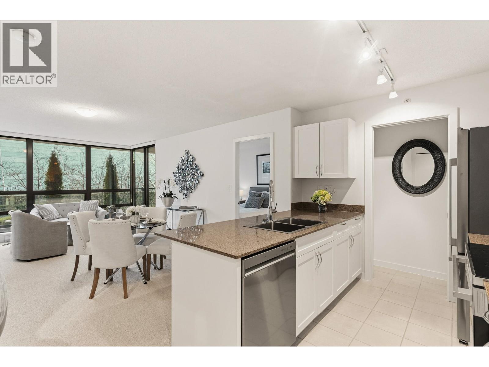 303 933 Hornby Street, Vancouver, British Columbia  V6Z 3G4 - Photo 5 - R3089821