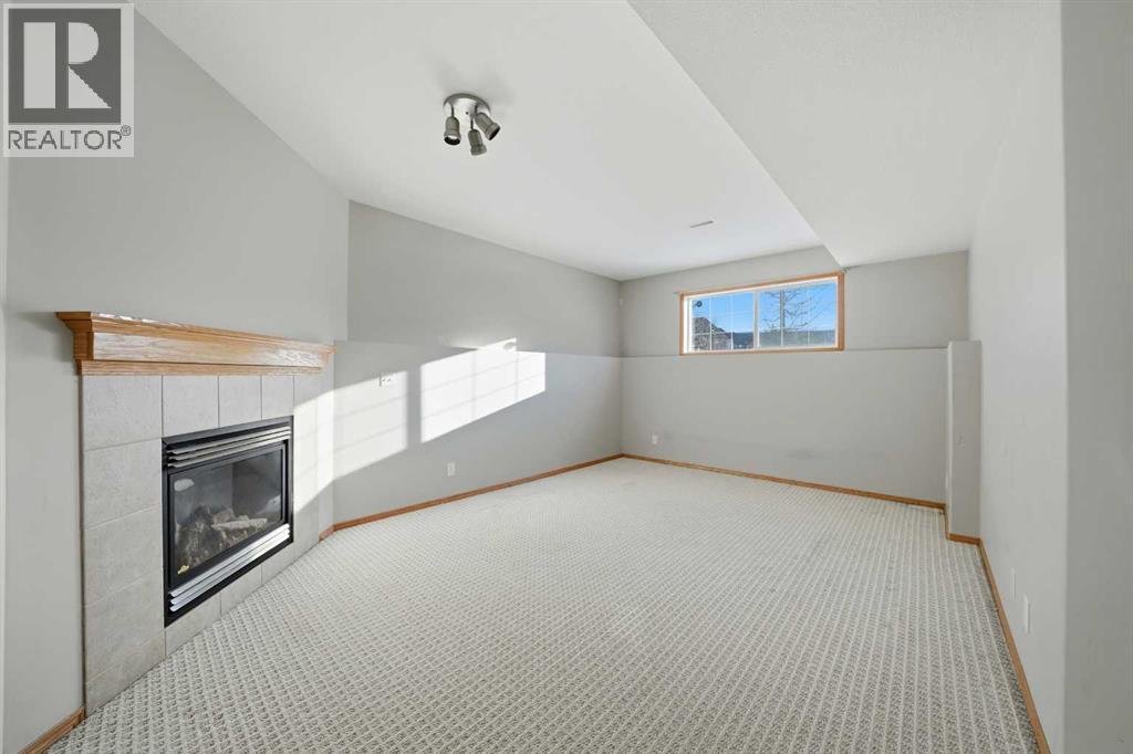 96 Addington Drive, Red Deer, Alberta  T4R 2V4 - Photo 20 - A2285322