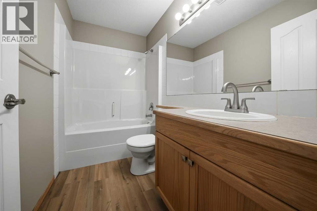 96 Addington Drive, Red Deer, Alberta  T4R 2V4 - Photo 17 - A2285322