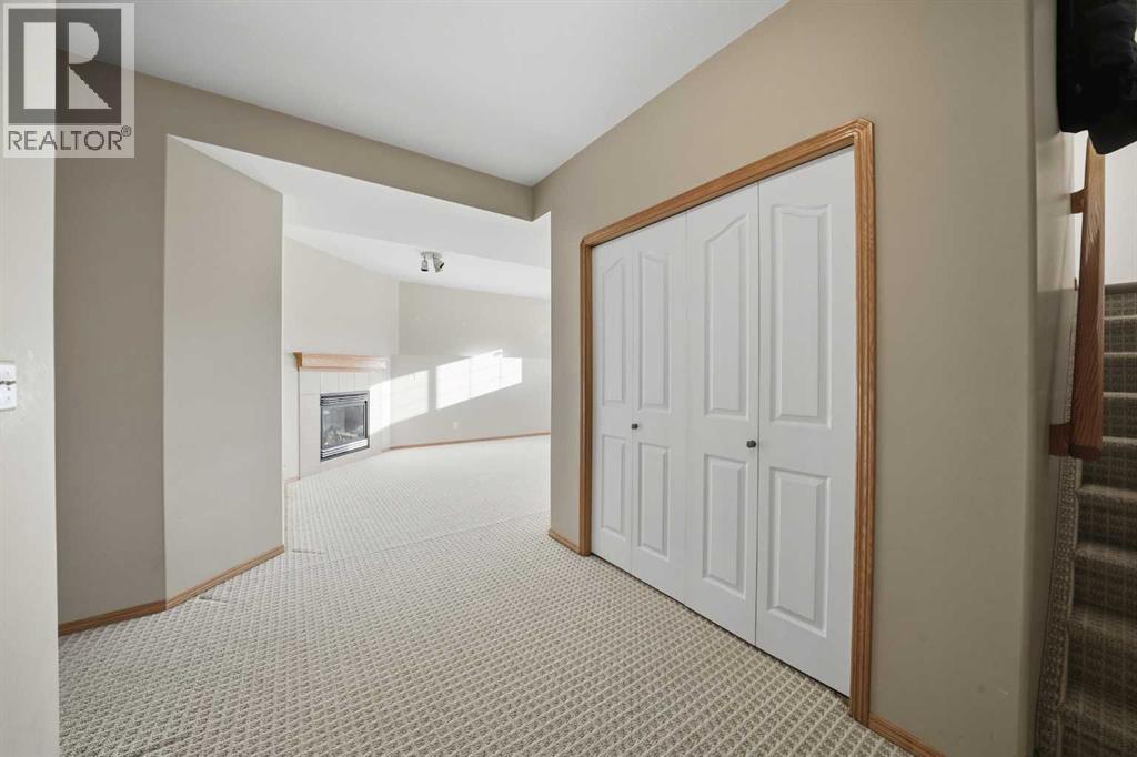 96 Addington Drive, Red Deer, Alberta  T4R 2V4 - Photo 12 - A2285322