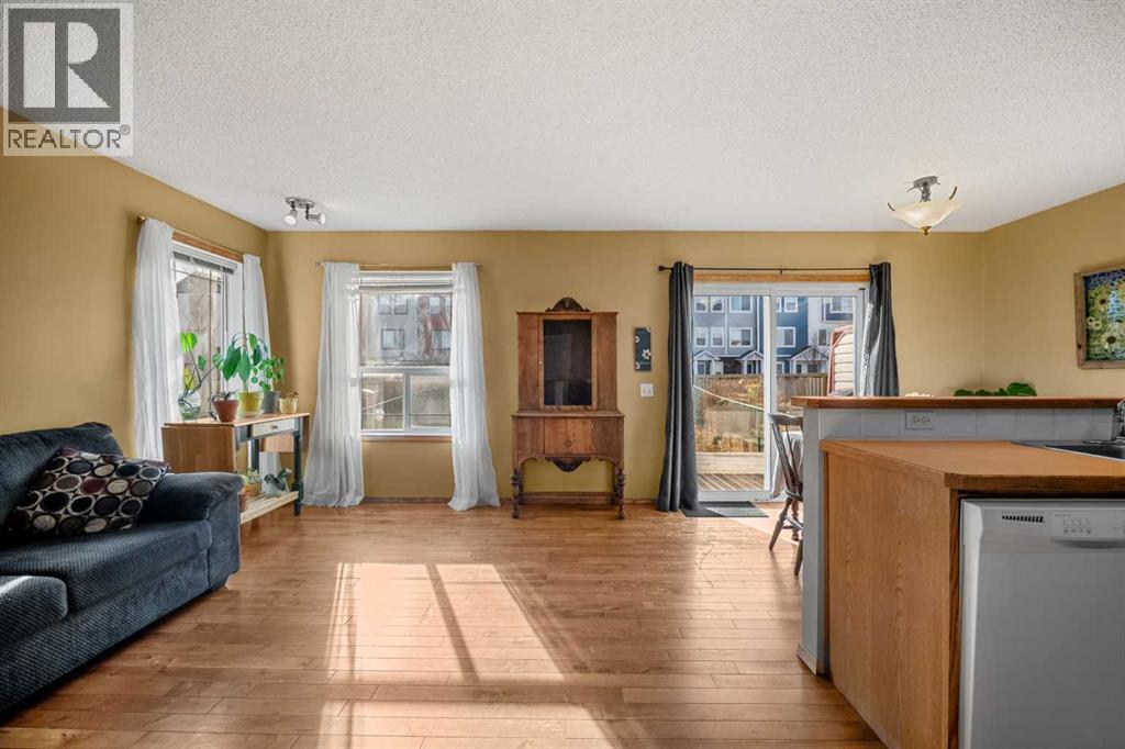 132 Bow Ridge Drive, Cochrane, Alberta  T4C 1V8 - Photo 3 - A2282061