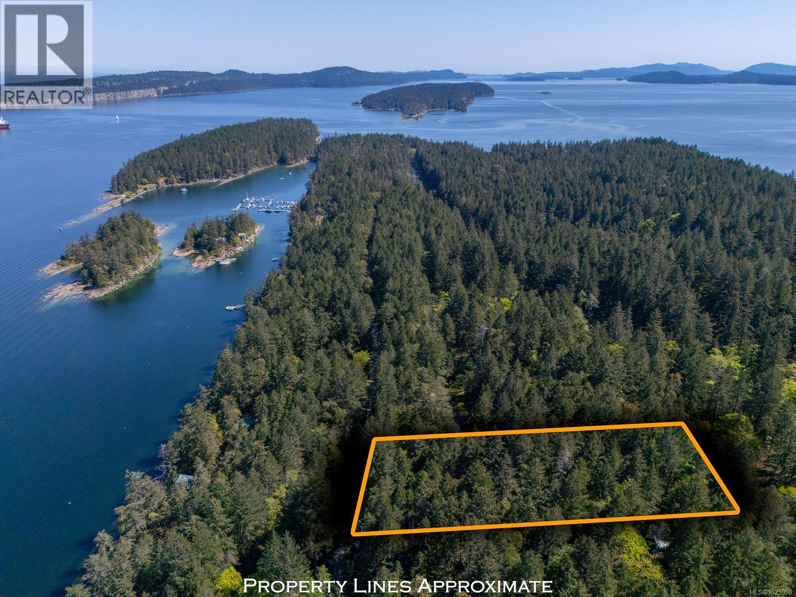 505 Cardale Rd, Decourcy Island, British Columbia  A1A 1A1 - Photo 1 - 1025998