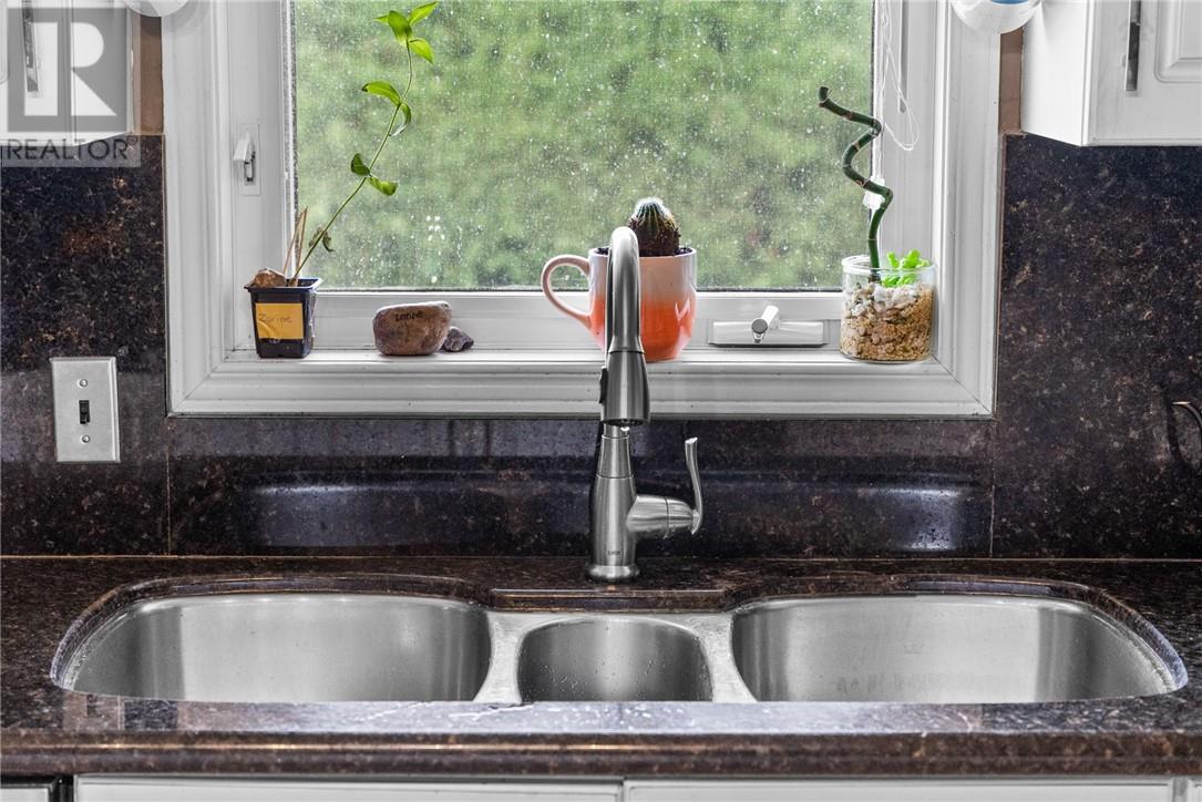 389 Sutherland Street, Espanola, Ontario  P3E 1A4 - Photo 13 - 2126452