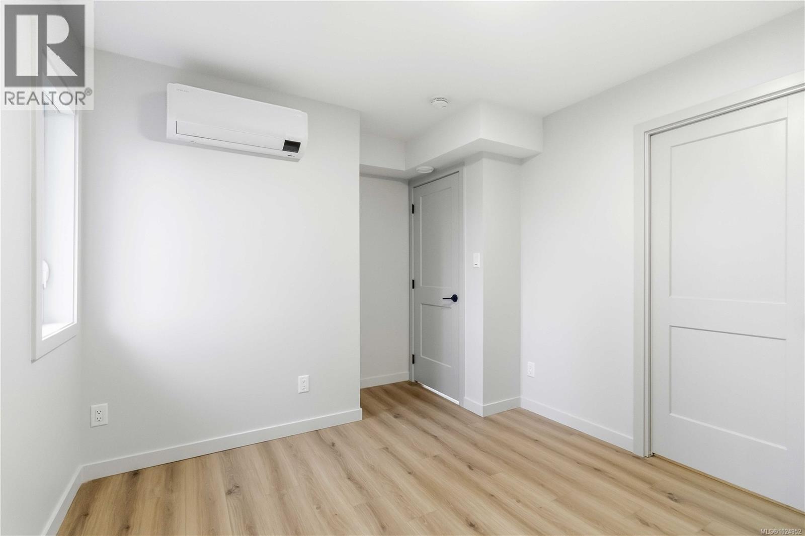 5 1789 Emerson St, Victoria, British Columbia  V8R 2C2 - Photo 43 - 1024952